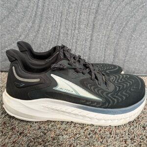 Altra Torin 7 Women's Size 9.5 Running Shoes Black White Road Sneakers